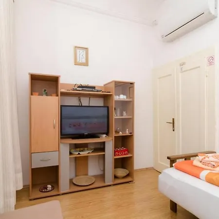 Old Town Finest Apartman