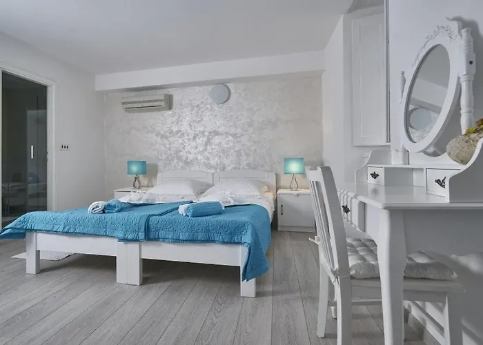 Old Town Finest Apartament