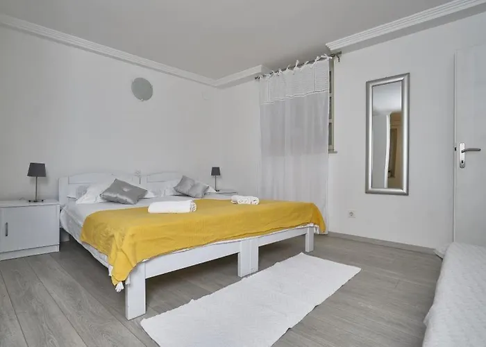 Old Town Finest Apartament *